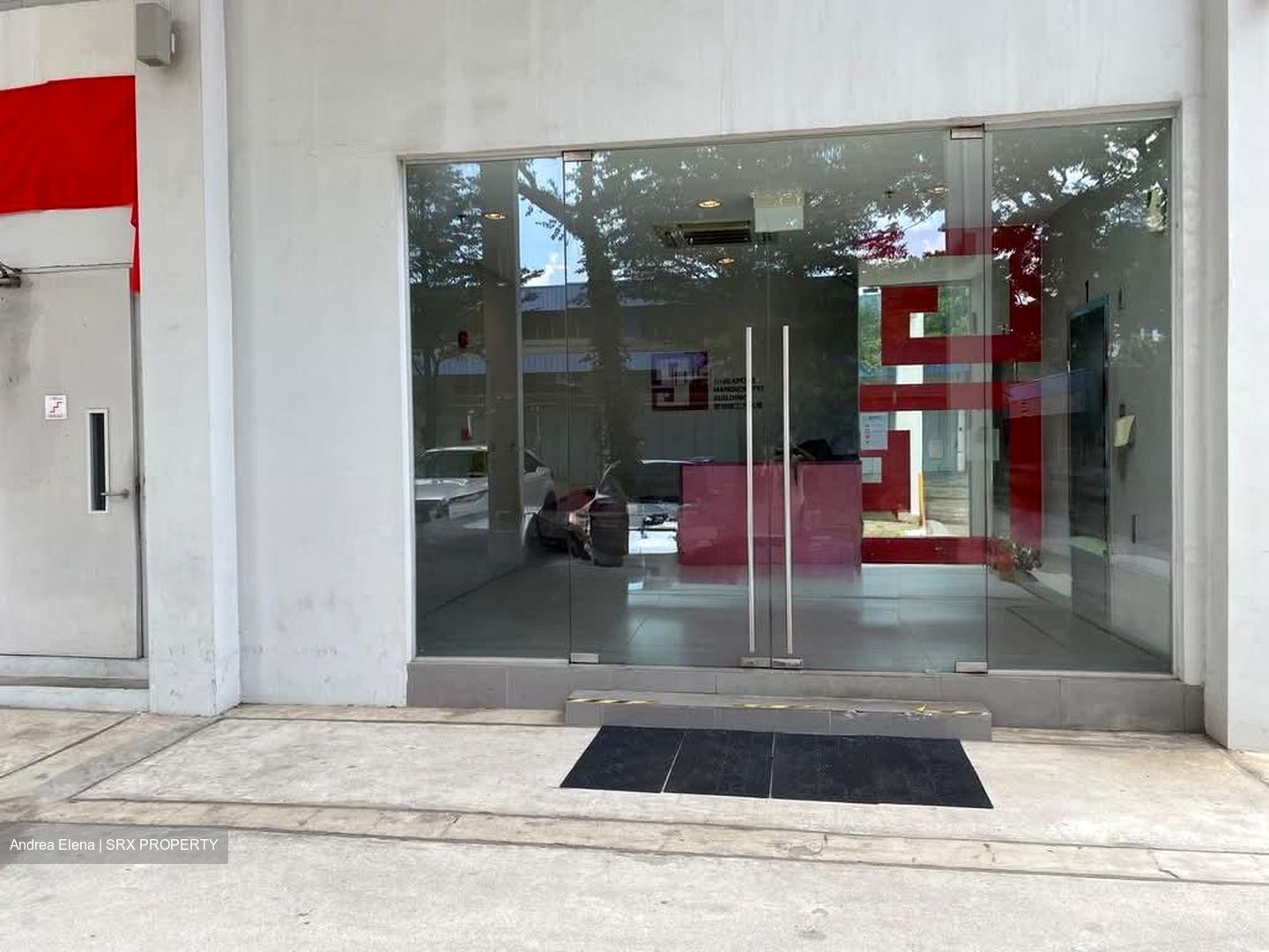 Singapore Handicrafts Building (D14), Factory #577732001